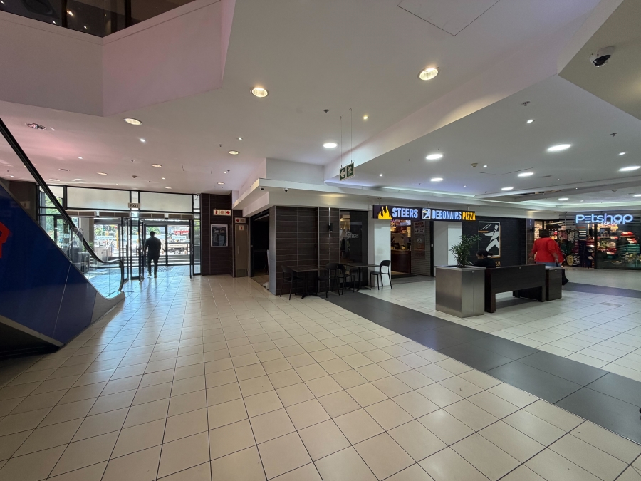 To Let Commercial Property for Rent in Rondebosch Western Cape